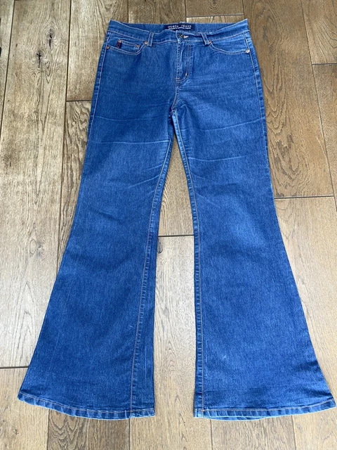 Jeans blu vintage GUESS da donna taglia 31 denim gamba svasata a metà altezza made in USA Y2K