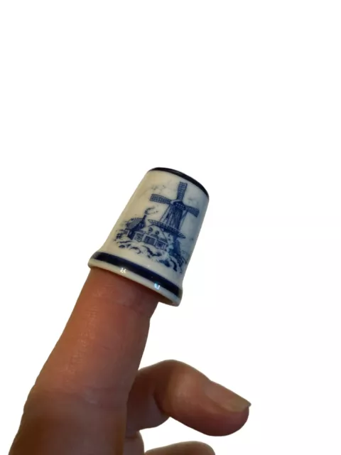 Royal Mosa Dutch? windmill blue delft? collectible thimble