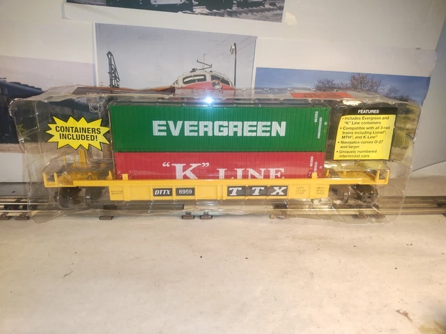 Menards Intermodal MENARDS INTERMODAL YELLOW DTTX 6959 with Evergreen &K-Line Container O ...