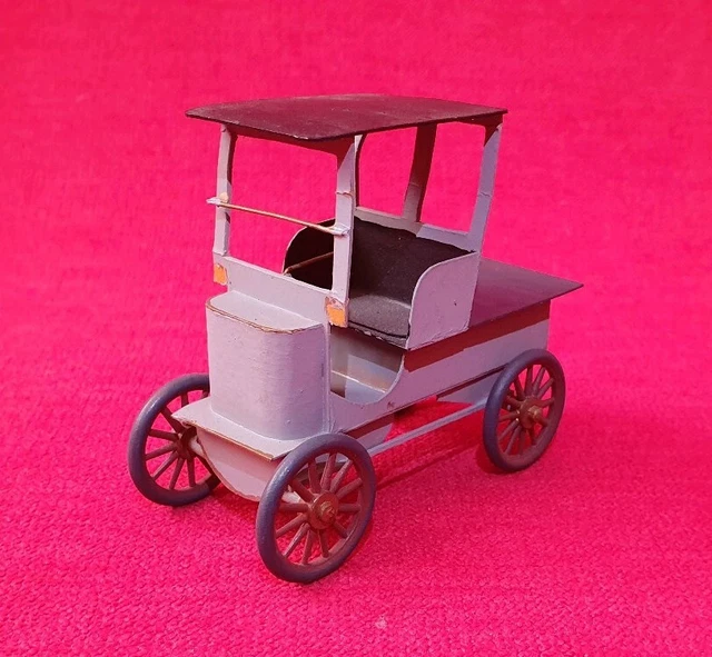 DINKY TOYS Simca 8 Sport en bel état