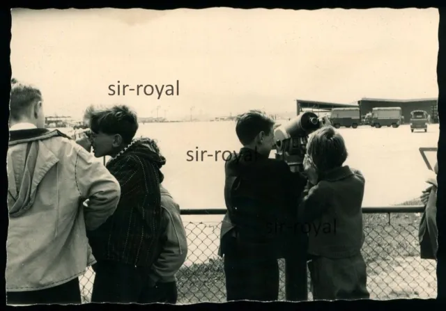 Flughafen Frankfurt Main 1963 - Kinder Zaun Ferngläser - 1960er - Foto 10x7cm