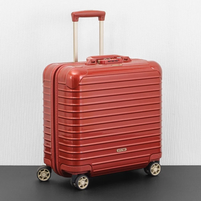 RIMOWA SALSA DELUXE Hybrid 32L Oriental Red 2 Wheel Carry On