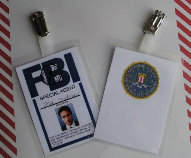 X-Files Badges identification Mulder et Scully X-Files FBI id card replica lot 3