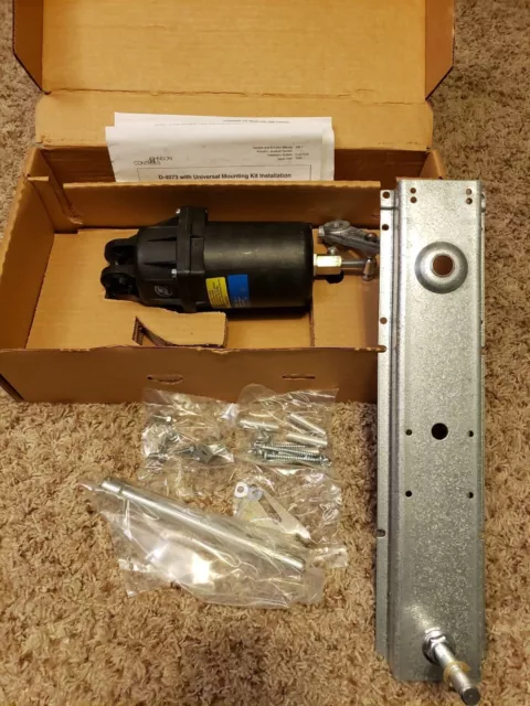 Johnson Controls Damper Actuator D-4073-3 With Universal Mounting Bracket