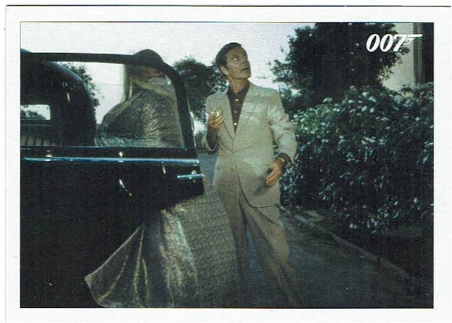 James Bond Archives 2017 Final Edition Octopussy Throwback Chase Card #15