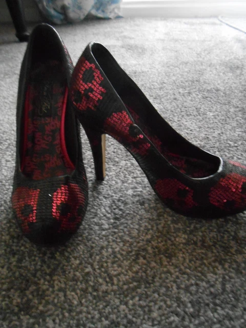 Iron fist online skull heels