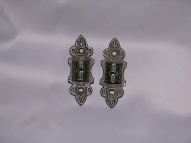 Pair Antique Art Craft Victorian Cast Iron Wall Mount Swing Arm Oil Lamp Bracket