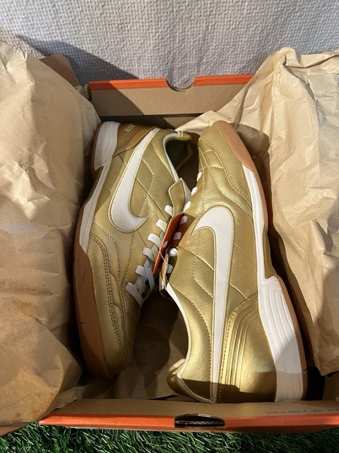 新品 ロナウジーニョ nike air tiempo mystic plus