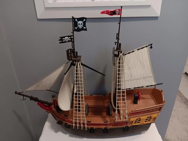 Boat Barco Pirata Playmobil Juguete Barco Pirata Playmobil 5135 - Main Image