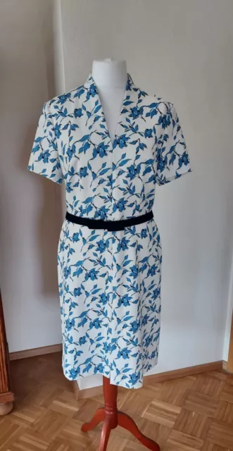 kleid escada Gr 42 neuwertig weiß blau schwarz Blumen Schlitz Gürtel