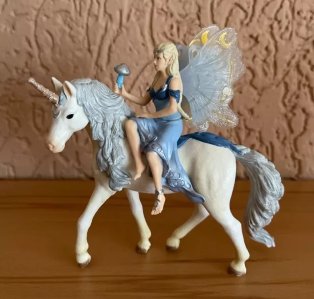 Schleich  70537 Bayala Lunaja -  Elfe mit Einhorn - Top-Zustand