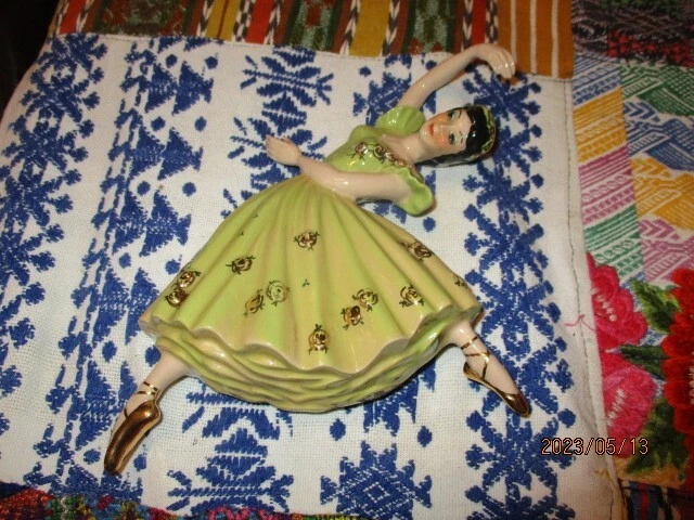 VINTAGE Ceramic Arts Studio Arabesque Wall Hanging Ballet Dancer CIRCA 1940'S VG VINTAGE Ceramic Arts Studio Arabesque Wall Hanging Ballet Dancer CIRCA 1940'S VG