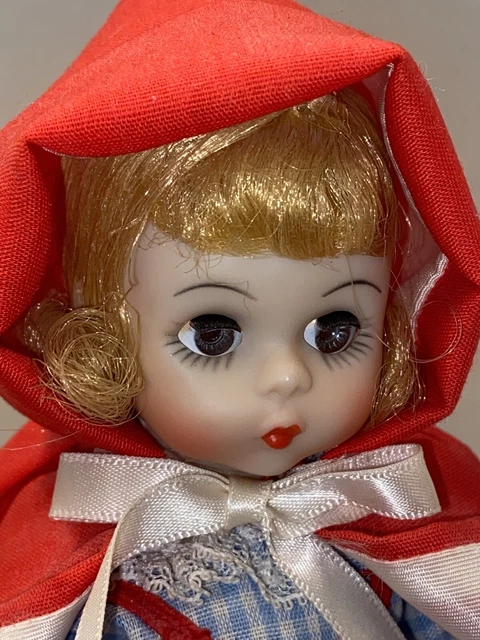Vtg Madame Alexander Little Red Riding Hood # 482 Doll Miniature Showcase w/ Box