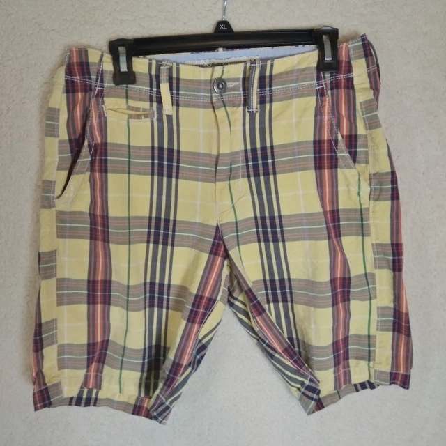 American Eagle Shorts Mens 30 Yellow Plaid Classic Length Lightweight Preppy