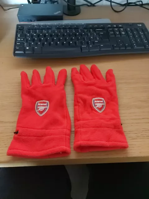 BNWOT / ARSENAL - Mens/Ladies Fleece Red Gloves - Adult Size / Free Post! ⚽️