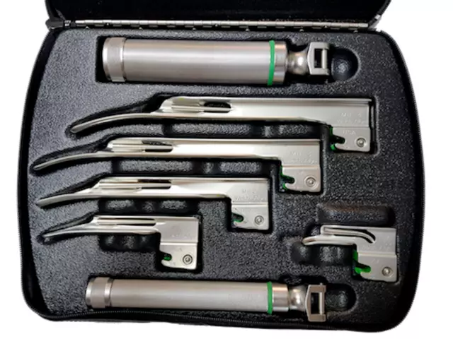 Hillrom Welch Allyn Complete Fiber Optic Miller Laryngoscope set model 68696