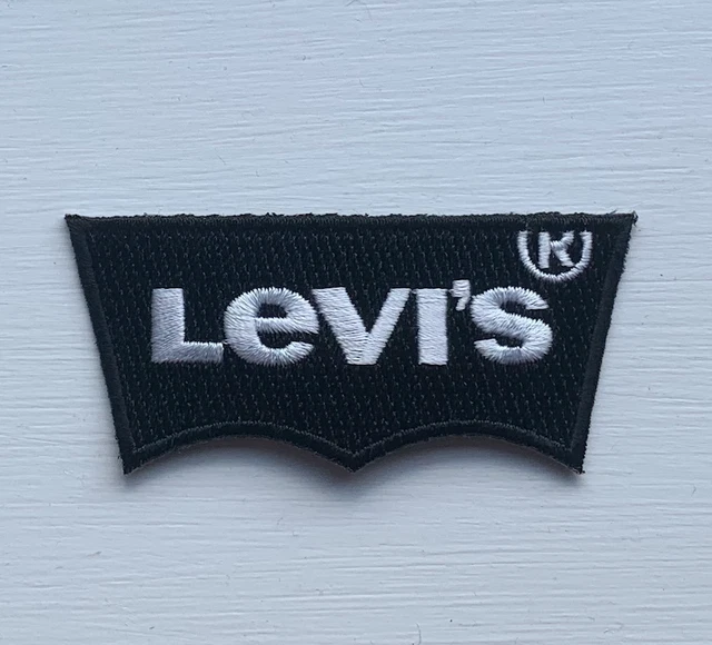 Logo Levi's® Ferro ricamato su toppa nero/bianco