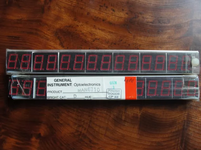 GENERAL INSTRUMENT Optoelectronics MAN6710 2-Digit LED Displays (14 Total)