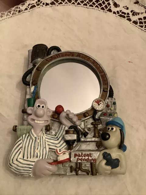 Vintage Wallace & Gromit Auto Ablutions Bathroom Shaving Mirror & Stand 1989