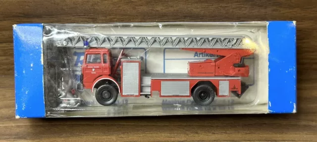 Roco #1349 Fire Engine HO Preowned. New In Box.