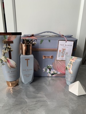 NEW TED BAKER Opulent Crush Vanity Case 