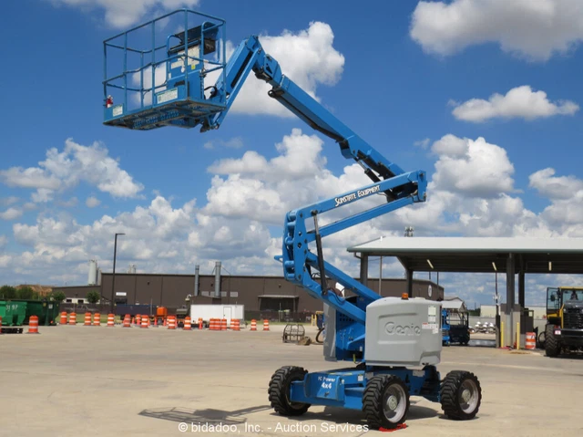 2014 Genie Z-45 25J 45' 4WD Diesel Articulating Boom Lift Man Aerial