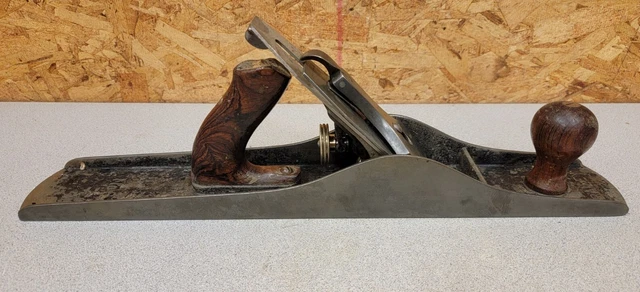 Vintage Stanley Bailey no. 6 C size Hand Plane, Old Carpenter Woodworking Tool