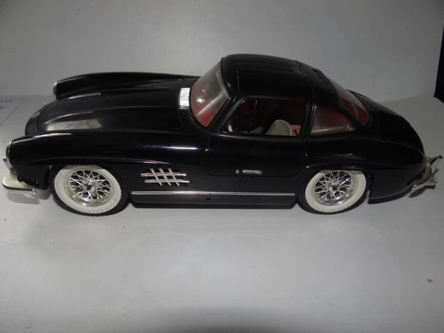 ANCIEN JOUET EN métal burago mercedes benz 300 SL (1954) échelle 1/24 EUR 35,00 - FR