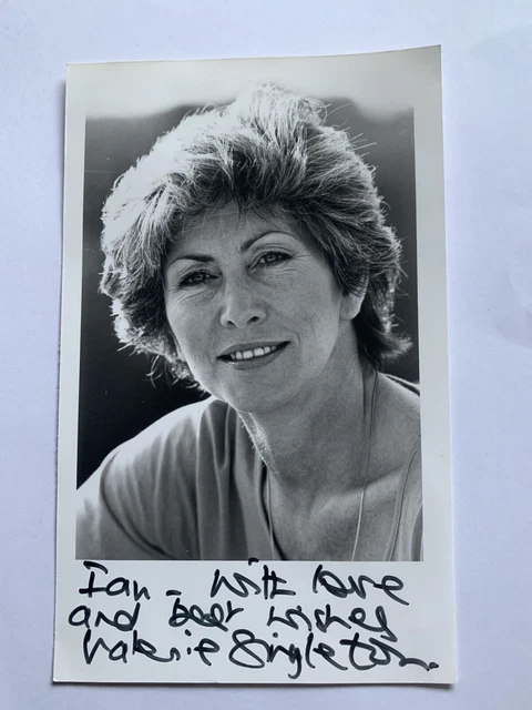 Valerie Singleton TV Presenter (Blue Peter) Vintage Hand Signed Photo and Letter