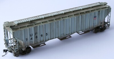 LE3162 INTERMOUNTAIN 47504-12 Train Ho Wagon postal Burlington Northern post car 