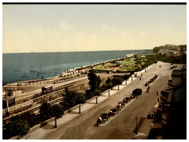 Angleterre. Isle of Wight. Ryde. The Esplanade.  Vintage photochrom by P.Z, Phot