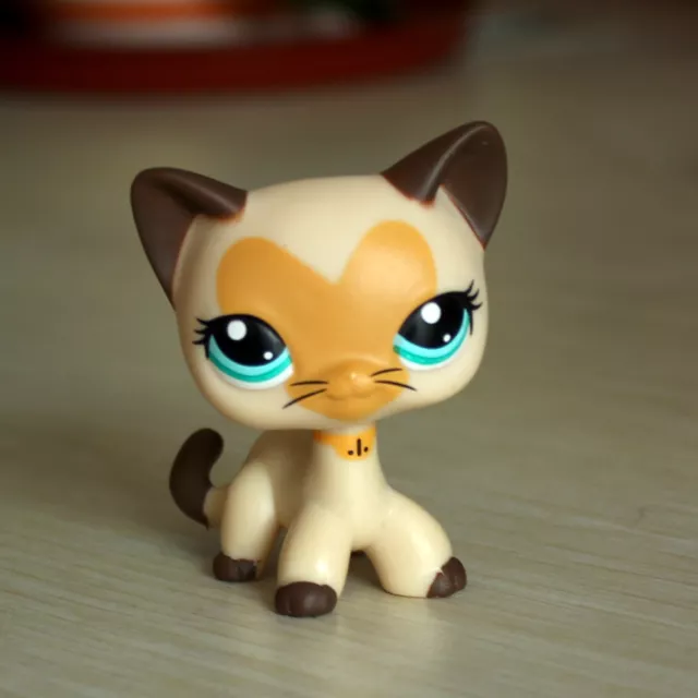 Littlest pet shop Toys  Cat #3573 Tan Brown Heart Face Short Hair Kitty