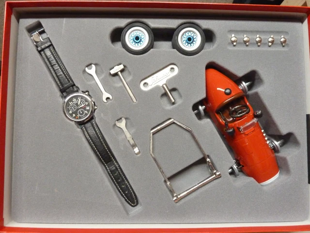 Schuco grand prix racer numéro 6 neuve - Collection