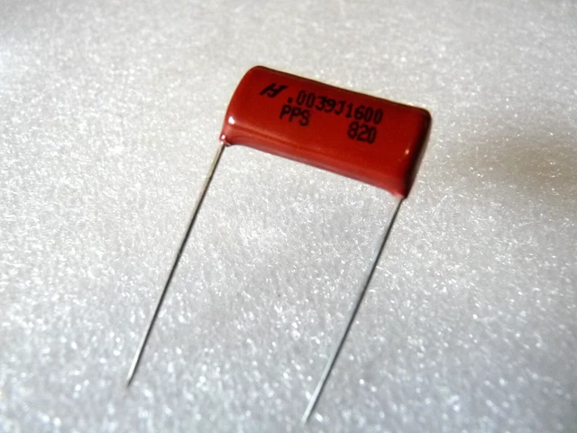 Condensateur : Polypropyl&egrave;ne Esr : 16, 5m 5% Tht 3uF Dc-Link 6,4A