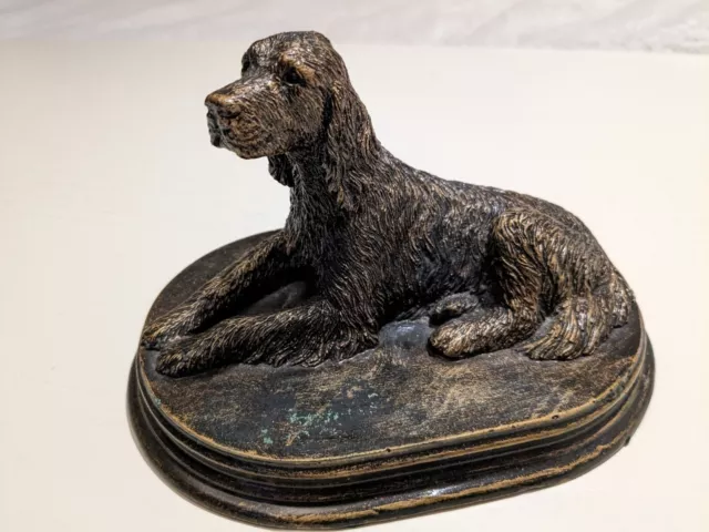 Irish Setter Figure Sitting Bronzed Resin Dog Ornament 18 cms x 12 cms on plinth