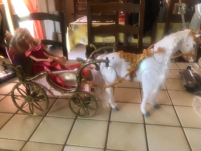 CARROSSE BARBIE CHEVAL et barbie EUR 15 00 PicClick FR