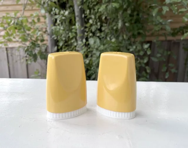 Vintage Retro Melamine Plastic Light Yellow Salt & Pepper Shakers