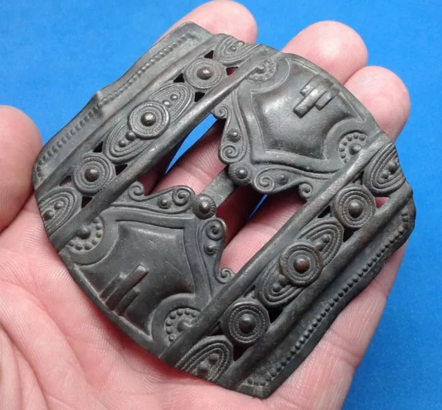 Ancient Bronze Buckle of the 19th century. 2