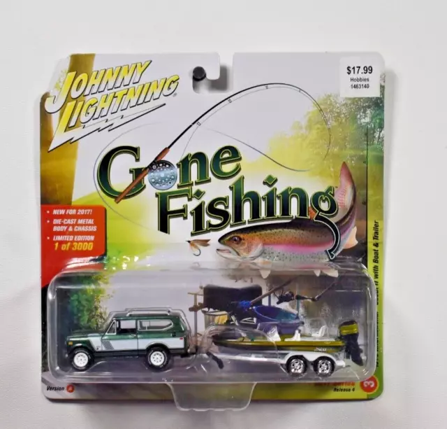 1 of 60 Johnny White Lightning Gone Fishing Chase Sets Series 4 A ALL 3  MINT!