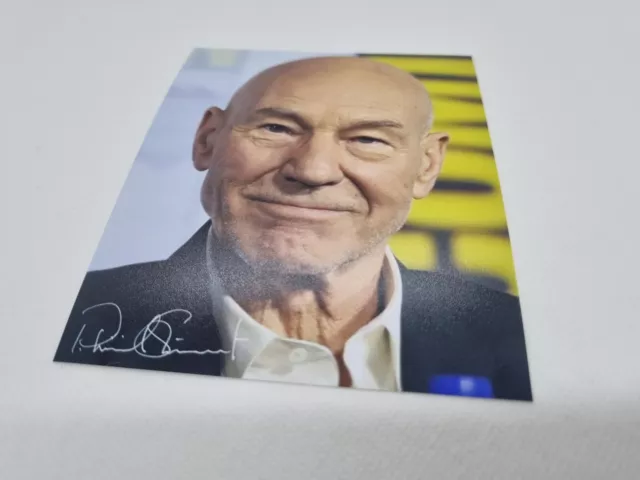 PATRICK STEWART Autografo Ripro - circa 10x13 - STAR TREK (012)