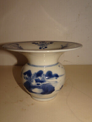 Crachoir ancien en porcelaine de Chine,Vietnam .Vase,bleu et blanc...XIX°.