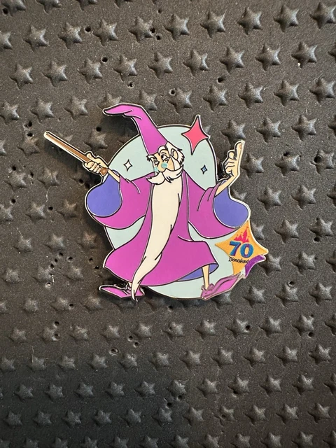 Merli Pin DISNEYLAND 2025 70TH Anniversary Mystery Pin Merlin Sword and the Stone ...