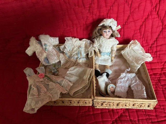 ANCIENNE POUPEE MIGNONNETTE PORCELAINE POUPEE MINIATURE XIXe COLLECTION Imgx1200 1374