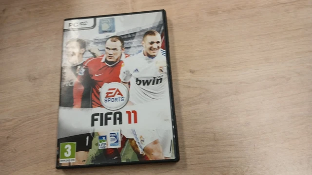 Jeu FIFA 11 Pour PlayStation 2 (PS2) - Version Neuve Sous Blister Abîmé