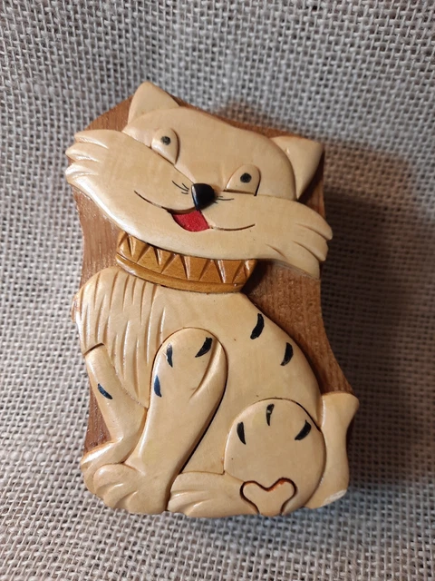 Vintage Cat/Kitten Wooden Puzzle Trinket Jewelry Box Lined In Red