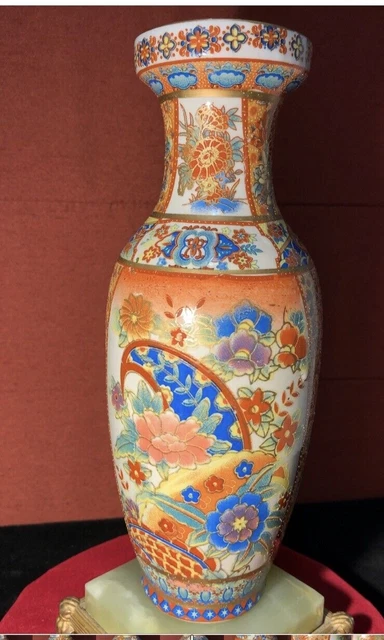 Vtg Hand Painted Chinese Ceramic Vase Rose Medallion Floral Gold Trimmed Video