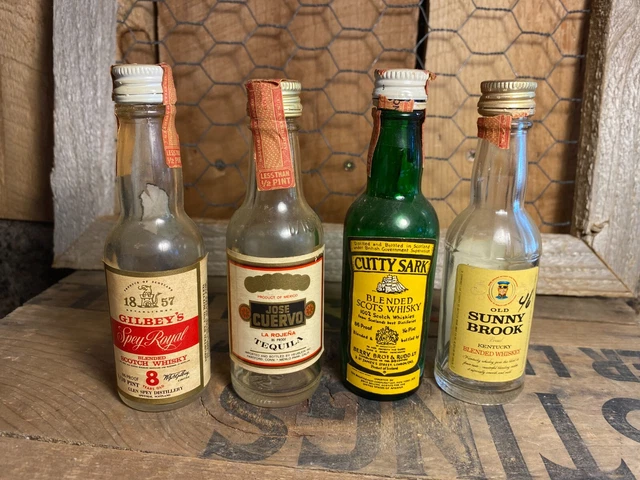 Lot of 4 Vintage Empty Mini Liquor Bottle Sunny Brook~Cutty Sark~Jose Cuer~Gilbe