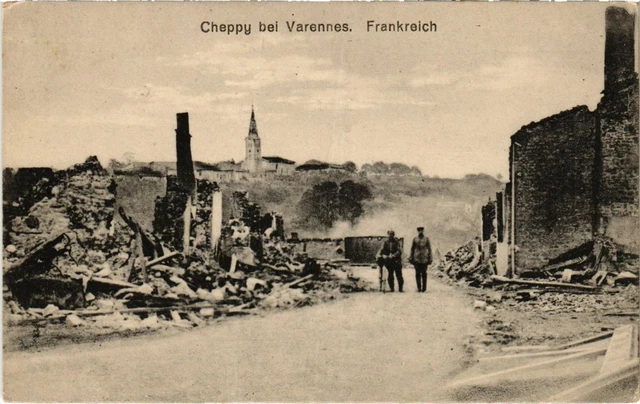 CPA Cheppy - Cheppy bei Varennes - Rue - Soldiers - Ruines (1037667)