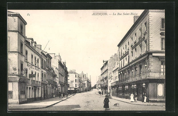 CPA Alencon, la Rue Saint-Blaise