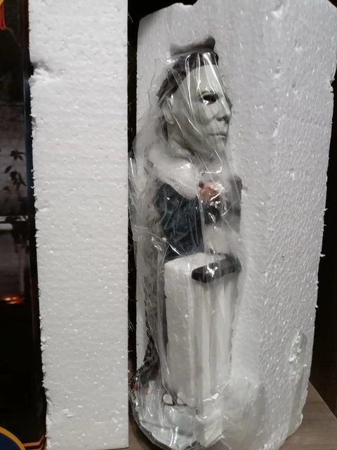 Halloween Michael Myers Bobblehead RARE 1978 John Carpenter’s ROYAL BOBBLES 3